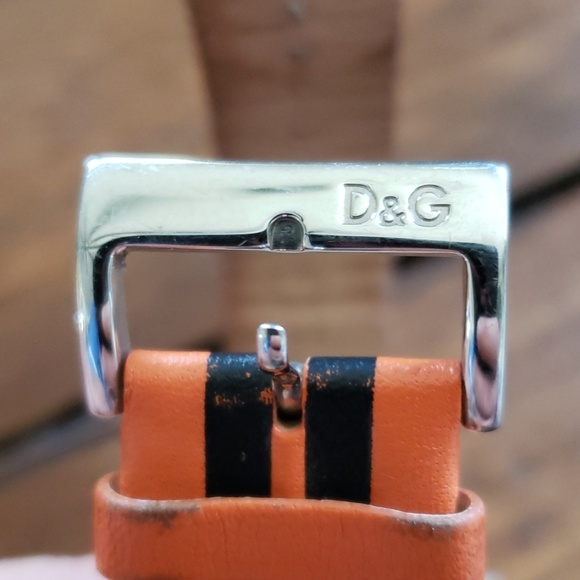 Mens Dolce and Gabbana orange Chronograph - Picture 5 of 5